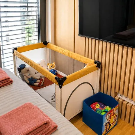 Business & Family Space In Downtown شقة