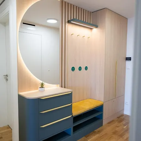 Business & Family Space In Downtown Братислава